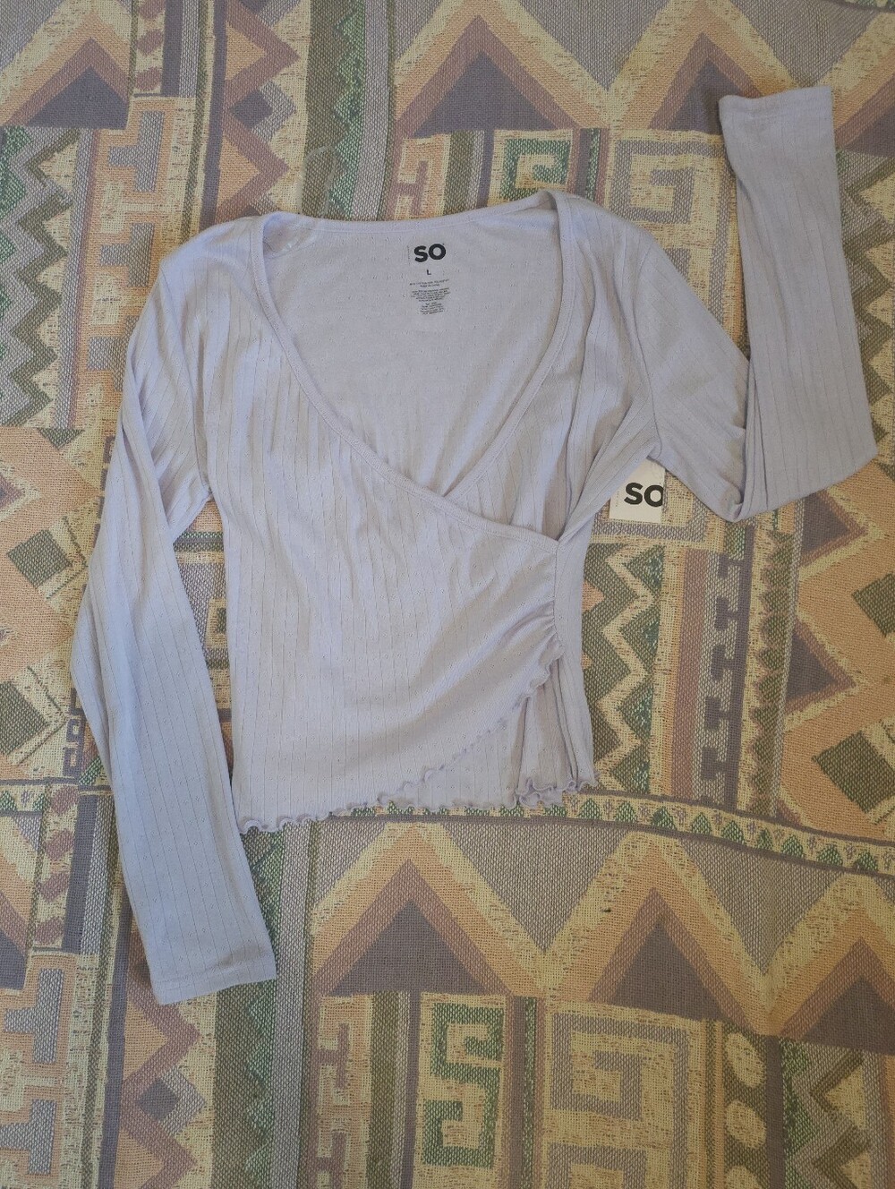 NEW SO Lilac Wrap Long Sleeve Size Large